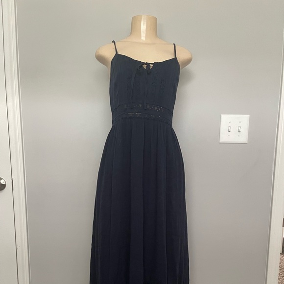 NWT - Abercrombie & Fitch - Navy Crochet Maxi Dress - size small - Picture 1 of 3